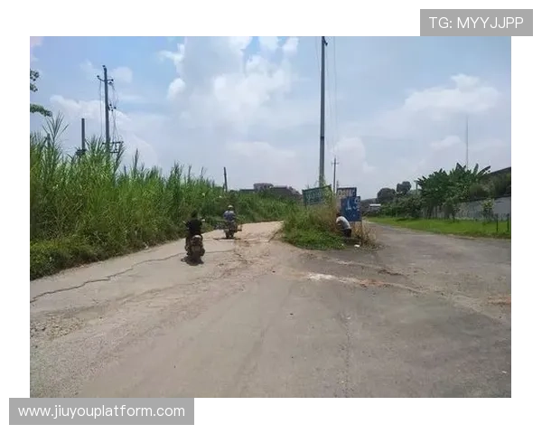 医疗点全程布控，应对高海拔骑行风险